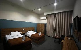 Nitocrisse Hotel